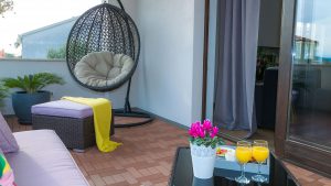 Pročitajte više o članku Apartman bez pogleda na more – što napraviti?