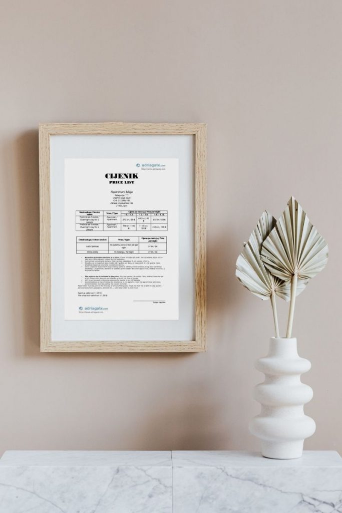 uokvirena-slika-na-zidu