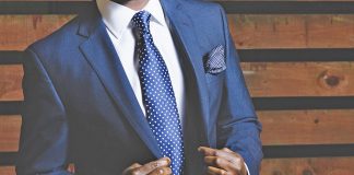 Hogyan kössünk nyakkendőt How to tie a tie?