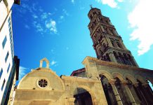 Le palais qui a créé la ville