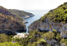 Oaza plavetnila: Otkrijte 5 najpopularnijih i najljepših plaža Hrvatske!