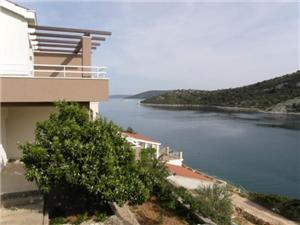 Beachfront accommodation Split and Trogir riviera,Book  Ljubica From 13 €