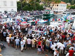 La fête du vin Vela Luka - île de Korcula Fête populaire