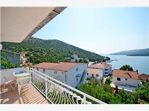 Appartement Split en Trogir Riviera,Reserveren  BJ Vanaf 6 €