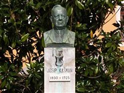 Pomnik Josipa Kasmana Susak - wyspa Susak Zabytki