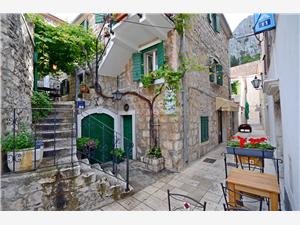 Apartma Split in Riviera Trogir,Rezerviraj  Lola Od 7 €