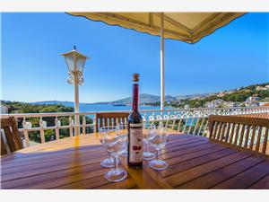 Apartma Split in Riviera Trogir,Rezerviraj  Ana Od 14 €