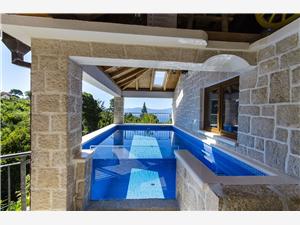 Vila Strnj Makarska riviéra, Kamenný dům, Prostor 150,00 m2, Soukromé ubytování s bazénem