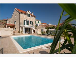 Villa Romantic Middle Dalmatian islands, Stone house, Size 90.00 m2, Accommodation with pool