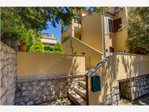Apartment Kvarners islands,Book  Emma From 15 €