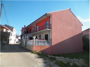 Rooms Senija , Size 20.00 m2, Airline distance to town centre 700 m