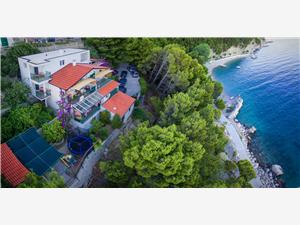 Beachfront accommodation Makarska riviera,Book  Mira From 13 €