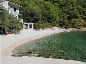 Apartment Middle Dalmatian islands,Book  star From 17 €