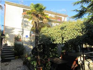 Apartment Blue Istria,Book  Medelin From 13 €