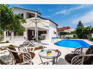 Hébergement avec piscine Riviera de Zadar,Réservez  Pianeta De 60 €