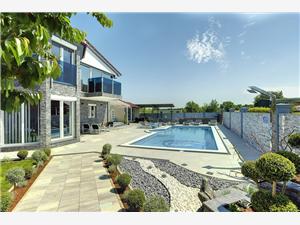 Villa Danijela Fazana, Prostor 128,00 m2, Soukromé ubytování s bazénem, Vzdušní vzdálenost od centra místa 800 m