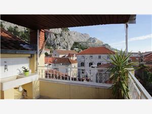 Apartment Ivanka Omis, Stone house, Size 50.00 m2, Airline distance to town centre 20 m