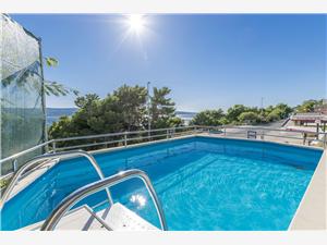 Accommodatie met zwembad Split en Trogir Riviera,Reserveren  Mirko Vanaf 11 €