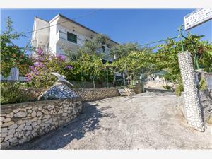 Beachfront accommodation Split and Trogir riviera,Book  Jasminka From 7 €