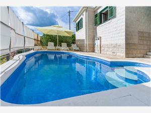 Accommodatie met zwembad Split en Trogir Riviera,Reserveren  Zvečanje Vanaf 17 €