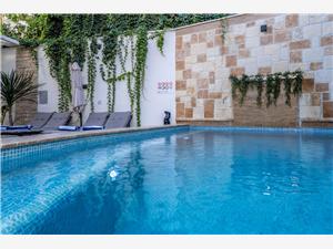 Vila Ribalto Trogir, Rozloha 250,00 m2, Ubytovanie s bazénom, Vzdušná vzdialenosť od mora 100 m