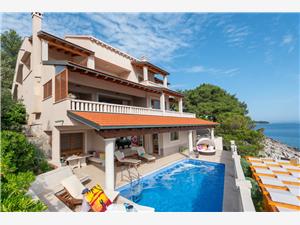 Villa Vanda , Dimensioni 327,00 m2, Alloggi con piscina, Distanza aerea dal mare 10 m