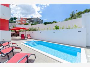 Maison Kate Trogir, Superficie 180,00 m2, Hébergement avec piscine