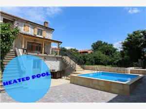 Vila Villa Klimno Klimno - ostrov Krk, Rozloha 90,00 m2, Ubytovanie s bazénom, Vzdušná vzdialenosť od mora 50 m