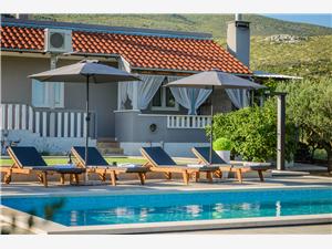 Accommodatie met zwembad Split en Trogir Riviera,Reserveren  Bepo Vanaf 38 €