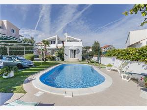 Accommodatie met zwembad Sibenik Riviera,Reserveren  Manda Vanaf 11 €