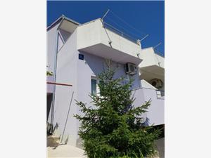 Appartement Split en Trogir Riviera,Reserveren  IVANA Vanaf 17 €