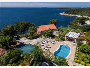 Hébergement avec piscine Les îles en Dalmatie du sud,Réservez  Veseljko De 13 €