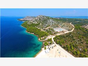 Hébergement avec piscine Riviera de Zadar,Réservez  3 De 29 €