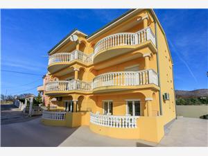 Appartamento Riviera di Rijeka (Fiume) e Crikvenica,Prenoti  KULAS Da 6 €