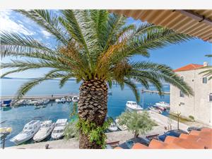 Appartement Split en Trogir Riviera,Reserveren  Marija Vanaf 26 €