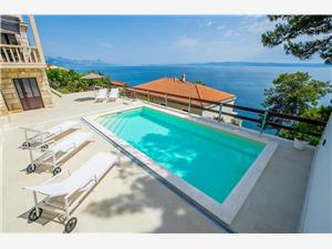 Hébergement avec piscine Les iles de la Dalmatie centrale,Réservez  Golondrina De 28 €