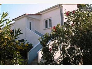 Beachfront accommodation North Dalmatian islands,Book  Tonica From 13 €