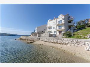 Lägenheter Dijana Slano (Dubrovnik), Storlek 55,00 m2, Luftavstånd till havet 50 m, Luftavståndet till centrum 400 m