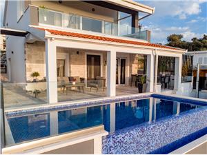 Vila Miracle Razanj, Rozloha 150,00 m2, Ubytovanie s bazénom, Vzdušná vzdialenosť od mora 70 m