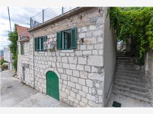 Steinhaus Riviera von Split und Trogir,Buchen  Roko Ab 11 €